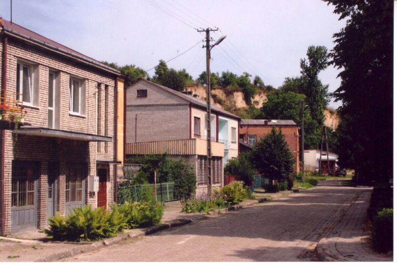 izbica street 2004